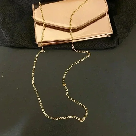 Steve Madden Elegant Rose Gold Faux Leather Envelope Snap Closure Ladies Purse - Picture 6 of 7